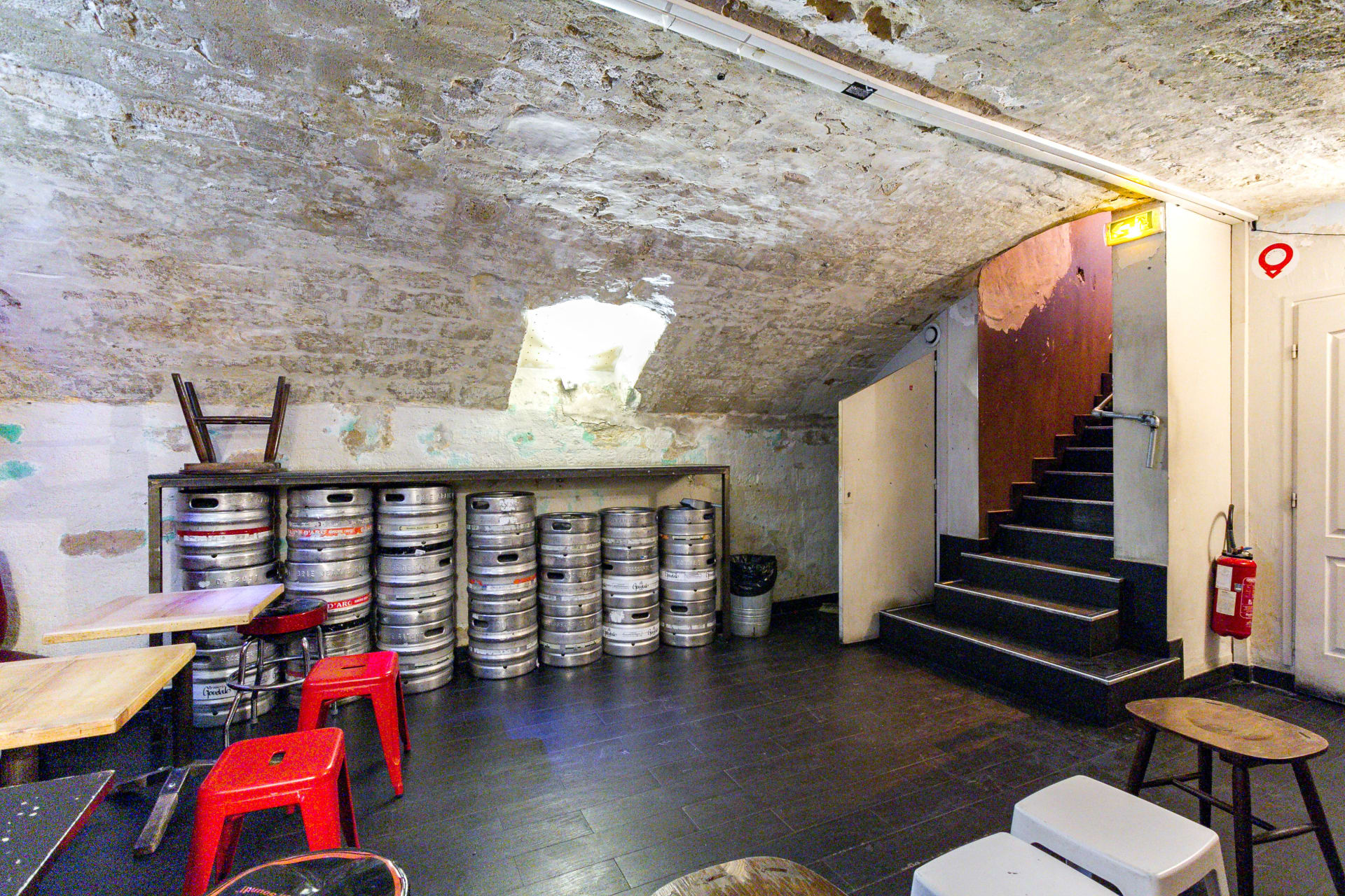 Privatisation Nul Bar Ailleurs - Photos | Offres | Devis en ligne