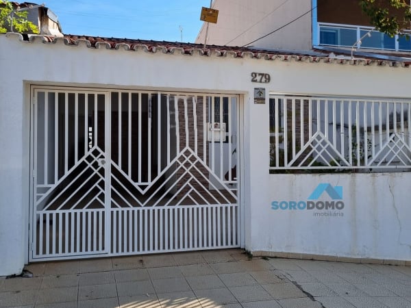 Casa com 2 dormitórios – Jardim Maria Antonia Prado