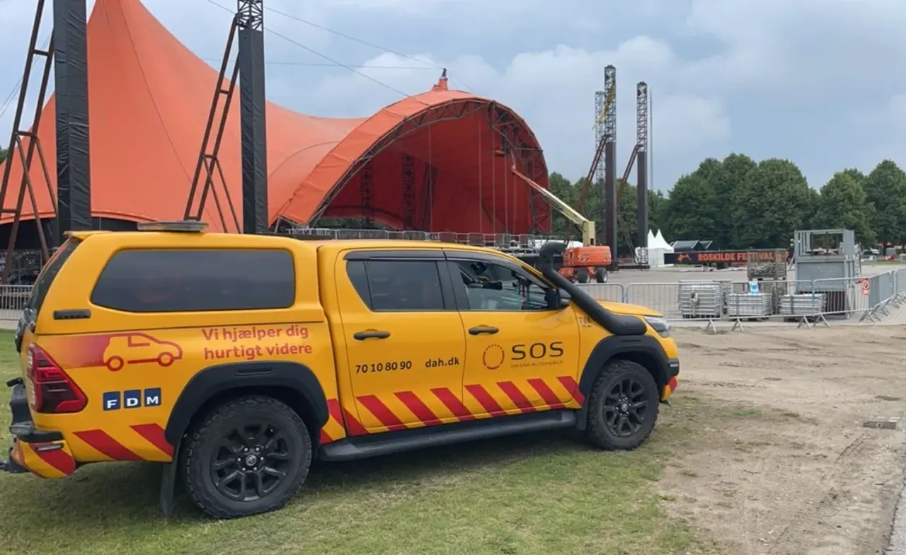 Sos Dansk Autohjaelp Paa Roskilde Festival Hoej