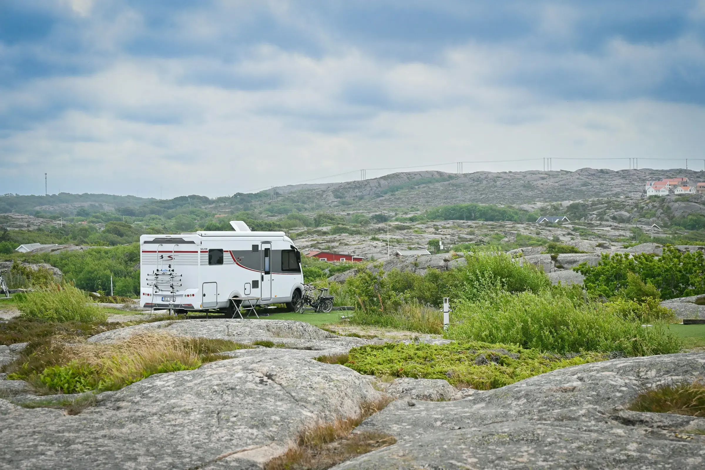 Summer_sweden_campervan_unsplash.webp