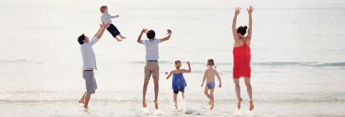 Sos Ferie Sommer Familie Paa Strand