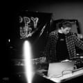 Aglet_djing_3__b___w___under_20_mb_