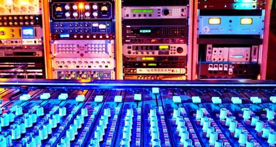 Mixing & Musicproduction - Creativeblue_studios