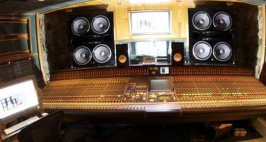  - Platinum Sound Recording Studios