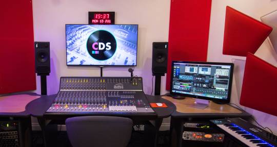 Recording / Mastering Studio - Tom (CDS) Moore