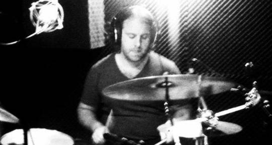 Session drummer - Ben Scott