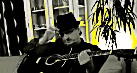 Guitarist,Vocalist,Songwriter - Andreas Martyn