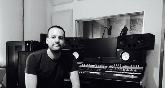 Mixing / Mastering / Producer - Jaytech | James Cayzer