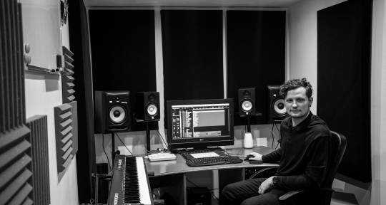 Mixing Engineer/Producer - Lee Avant Studios