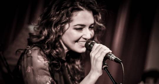 Session singer / Songwriter  - Sara Mann