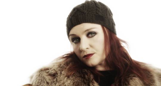 vocalist and Topline writer - Katherine Ellis