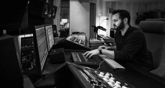 Mix Engineer - Manne Madsen