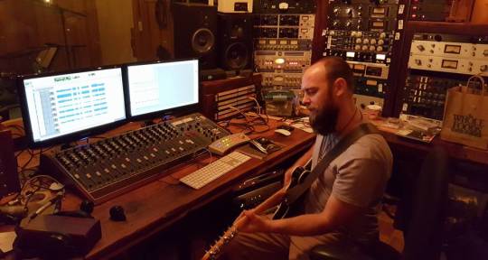 Recording & Mixing Engineer - Reed Taylor