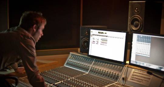 Recording and Mixing Engineer - BlackTrack Productions