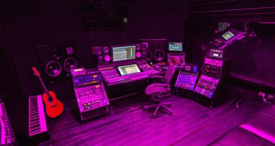 Recording Studio - Oscillate Recordings