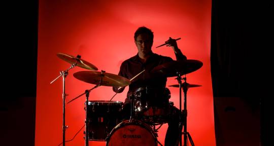 Live Drummer - Session Drummer - Ian Evans