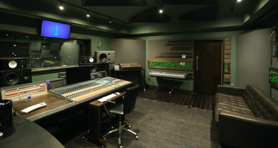 Recording Studio - Shifted Recording