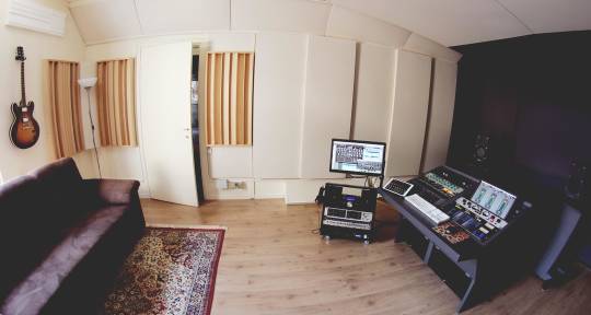 Mastering Studio - Woodpecker Mastering Studio