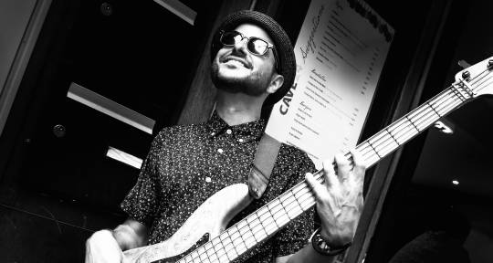 Session Bassist - Mike Clairmont