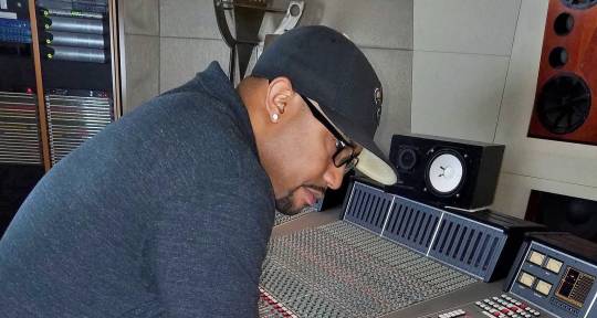 Music Producer- Engineer - Darrell Flowers- TeamMFN