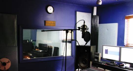 Recording  Studio,  Producer   - Paulieg