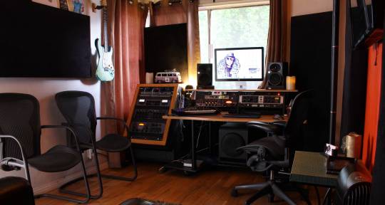 Recording Studio - Treehouse Studios