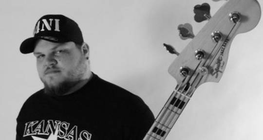 Songwriter, Session Bassist - Chuck Pain