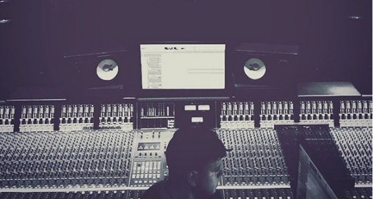 Tracking & Mixing Engineer - Sean Klein