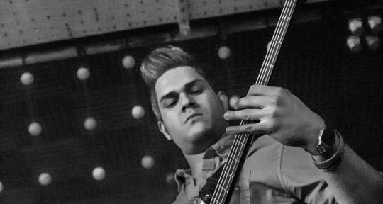 Bass player - Matteo Basile