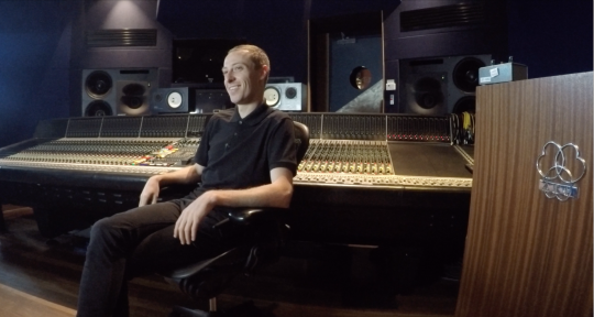 Remote Mixing & Mastering - Simon Todkill