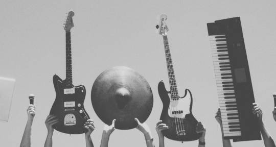 Guitars | Drums | Bass | Piano - Session Musician