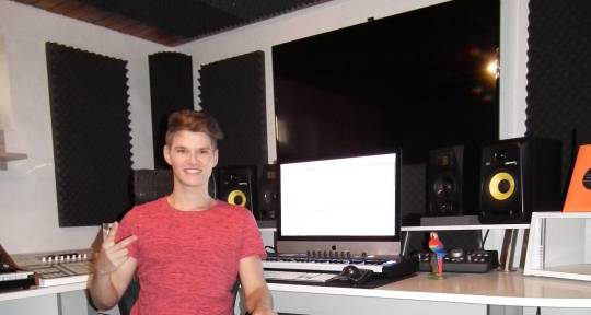 Music Producer - Philipp