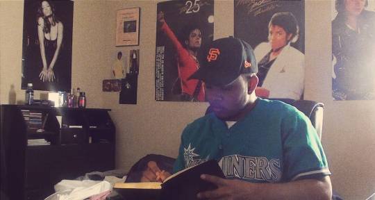 Singer/Songwriter for Hire - Daniel Taylor