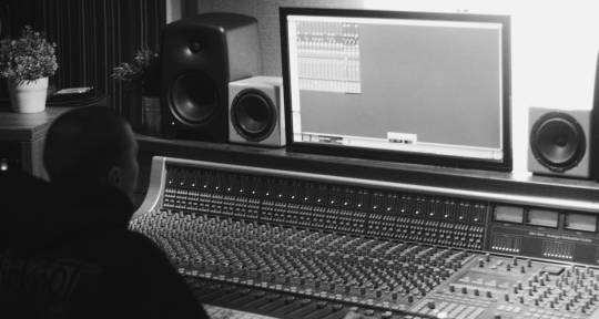 Mix // Master // Produce - Liam Knott Audio