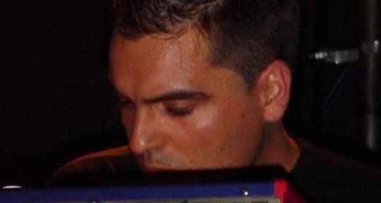 Keyboard Player - Francisco Madeira