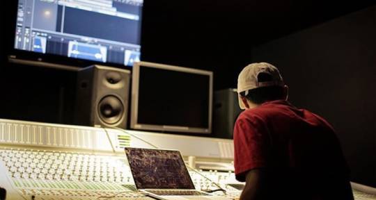 RECORDING/MIXING ENGINEER - MIXEDbyRa