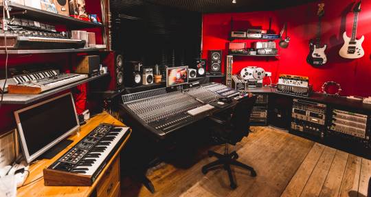 Recording and Mix Studio - The Crypt Studio