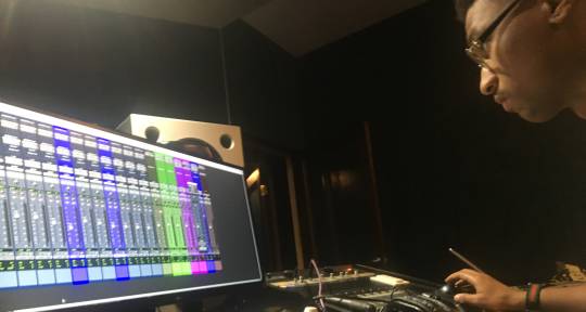 Audio Engineer,Producer,Artist - Avery Drift