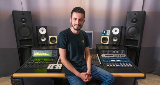 Mixing & Mastering Engineer  - WoC Studios by Thiago Terra