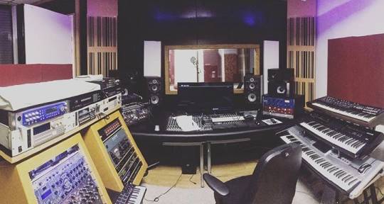 Remote mixing & mastering. - Headroom Mastering