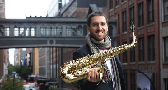 Juilliard Graduate Saxophonist - Dean Tsur