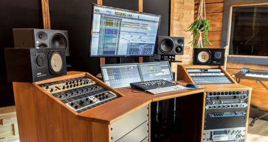 Recording, mixing & producing - Studio La Cabane