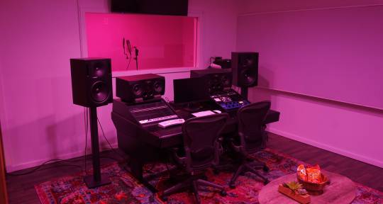 Recording Studio - Beach House Studios