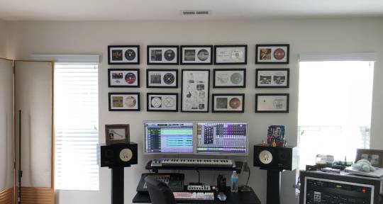 Recoding Studio, Mixing - Bryan Papic