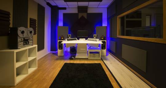 Remote Mixing & Mastering - Headroom Mastering