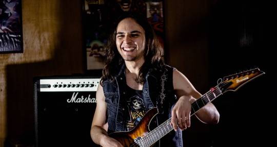 Music Producer, Guitar Player - Jorge Mora