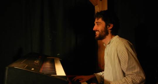 Electronica Pianist & Composer - Grégoire Jokic