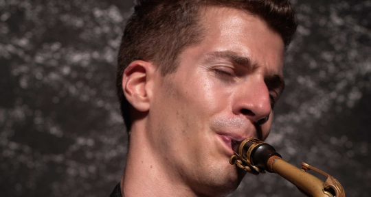 Swiss Studio Saxophonist - Alex Schneider