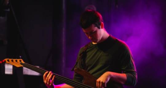 Session Bassist - Charlie Hackemer