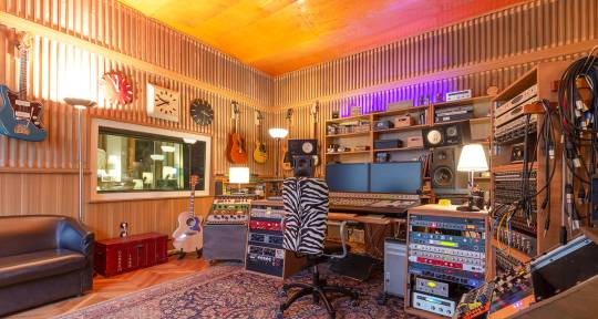 Recording, Mixing, Mastering - Tricone Studios